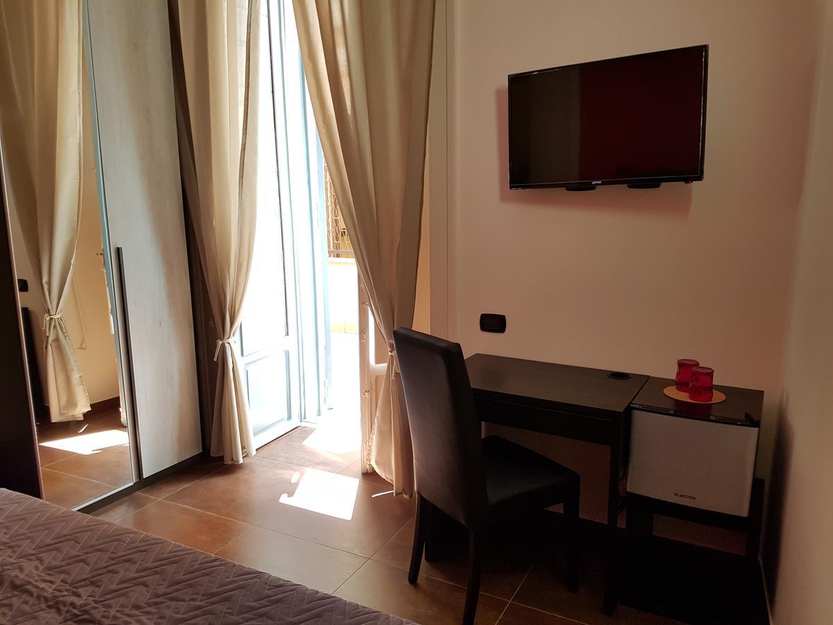 Corallo Rooms 萨莱诺 外观 照片