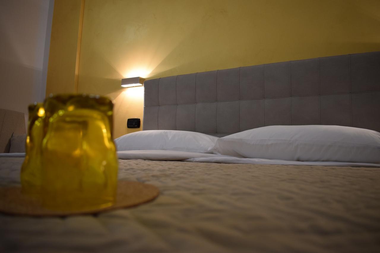 Corallo Rooms 萨莱诺 外观 照片