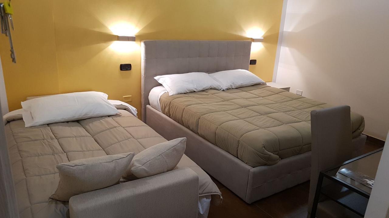 Corallo Rooms 萨莱诺 外观 照片